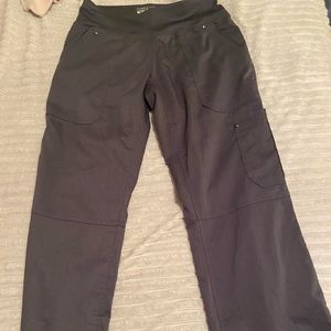 Healing hands scrub pants. Petite small. Too tight for me